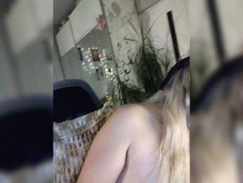 blackmask_ webcam model stream image