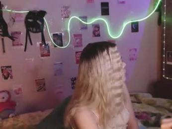 your_horny_friends webcam model stream image