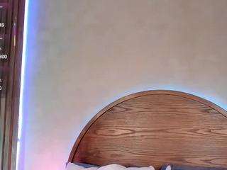 alison-mooon webcam model stream image