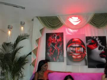 hotties_kittens18 webcam model stream image
