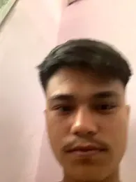 Hullax webcam model stream image