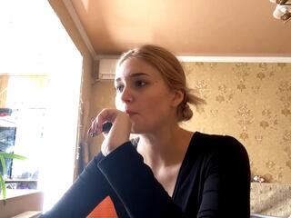 Laree Lemin webcam flirt4free model stream image