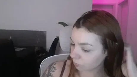 HotRuiva webcam model stream image