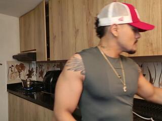 Colton White webcam model stream image