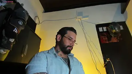 CamiloGray_ webcam model stream image