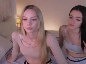 katt_yy webcam model stream image