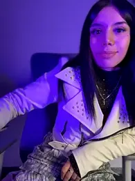 Laura-Khalifa webcam model stream image