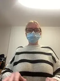 hazel_wood21 webcam model stream image