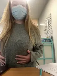 hazel_wood21 webcam model stream image