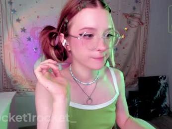 pocketrocket_ webcam model stream image