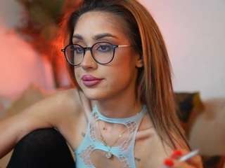 aileenaxa webcam model stream image