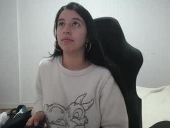 costantine_helena24 webcam model stream image