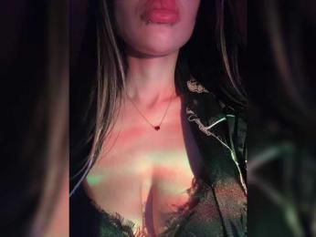 LeCriss webcam model stream image