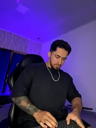 Brad_Summer webcam model stream image