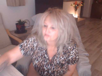 Angel_Dm_Milf webcam model stream image