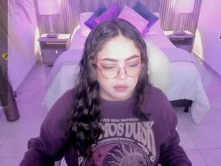 emmy-walker webcam model stream image