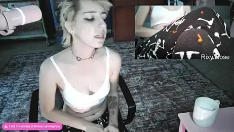 Trixyrose webcam model stream image