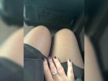 Lune webcam model stream image