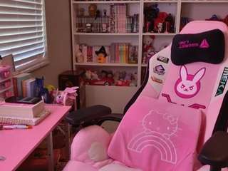 hotpinkcheeto webcam model stream image