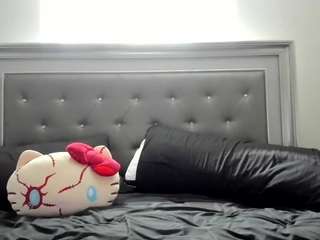 hotpinkcheeto webcam model stream image