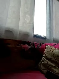 Queen_lorena webcam model stream image
