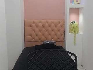 donat3lla webcam model stream image