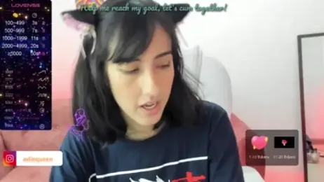 AvlieQueen webcam stripchat model stream image