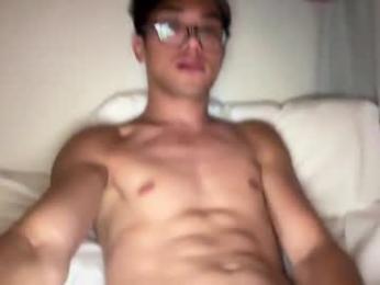 toshikaro0 webcam model stream image