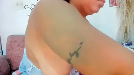 halana_squirts webcam model stream image