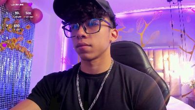 Akaza_ webcam cam4 model stream image