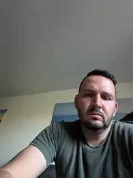 Wanderer710 webcam model stream image