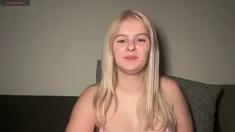 Allylove03 webcam model stream image