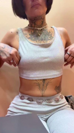 Pantermoon webcam model stream image