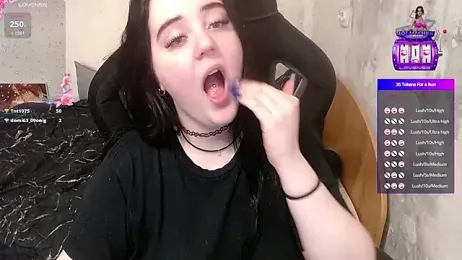 your_8a8y webcam model stream image