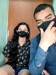 Suhani512 webcam model stream image