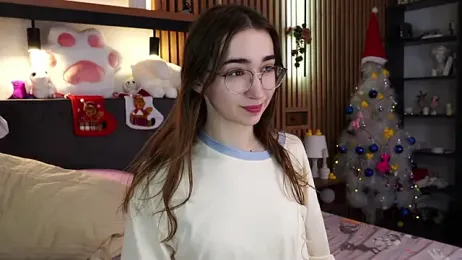 PollyBeev webcam model stream image