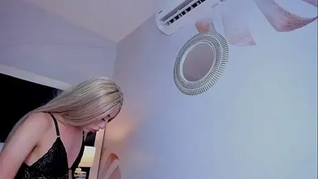 Isabella_glam webcam model stream image