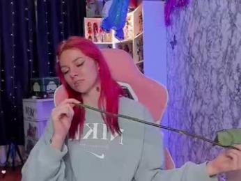 pink_ss webcam model stream image