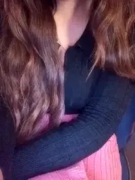 Yaraa8 webcam model stream image