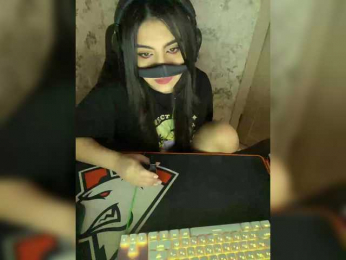 Aloeloea webcam model stream image