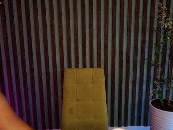 sochnogirls webcam model stream image