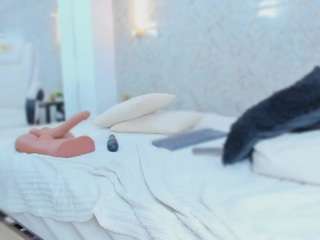 ximena-case webcam model stream image