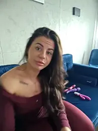BabyFaceMia webcam model stream image