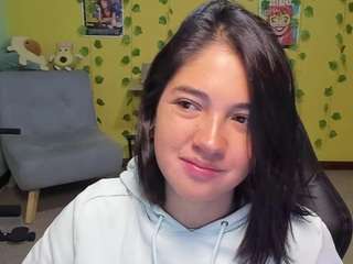 miawallance webcam model stream image