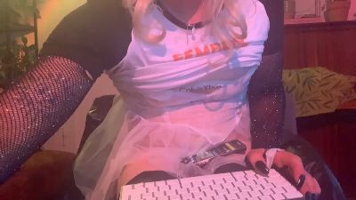 Sissy_maid_dc webcam model stream image