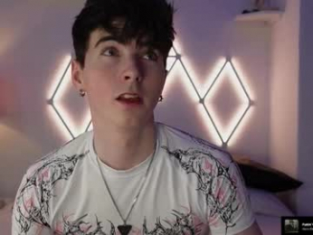 alfiegreenxxx webcam model stream image