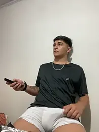 Tavinho067 webcam model stream image