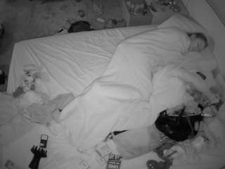 voyeurcam-julmodels-whitebed-3 webcam model stream image