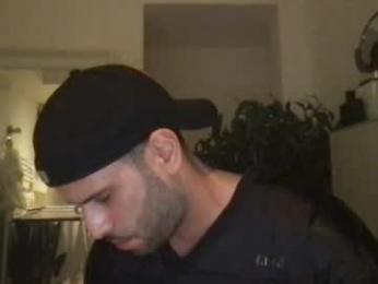 yul53 webcam model stream image