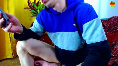 _skyleer__ webcam model stream image